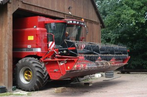 combine-harvester-545090_1280