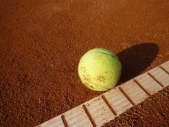 tennis-court-443277_640.jpg