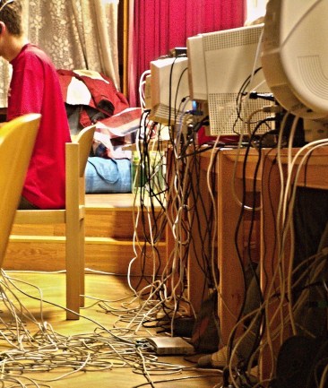 computers-113055_1920